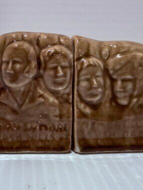 Mount Rushmore Presidents Patriotic USA Salt & Pepper Shakers
